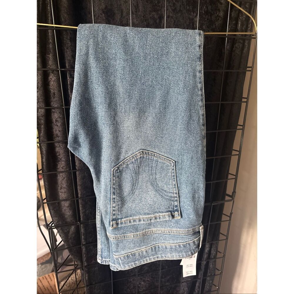 Hollister Lowrise Boot cut Jeans Size 14/32 long NWT